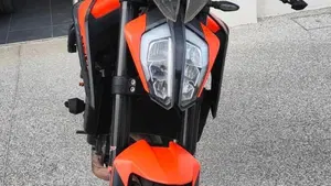 KTM 890 Duke (2021 - 23)  (3)