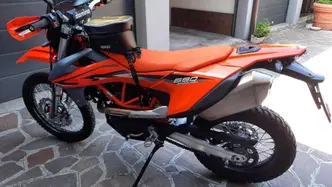 KTM 690 Enduro R (2022 - 25) usata