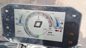 Voge Trofeo 500AC (2022 - 26)  (5)