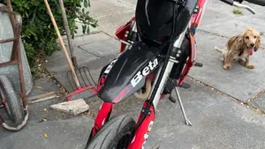 Betamotor RR 125 4T Motard R (2025 - 26)  (3)