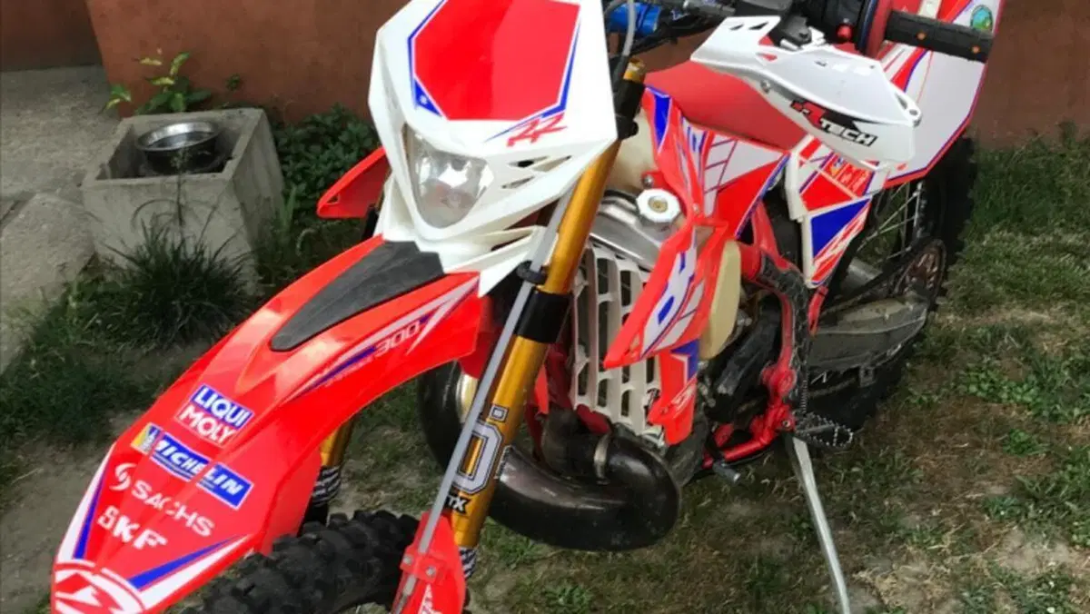 Betamotor RR 300 2T Enduro Racing (2015)  (4)