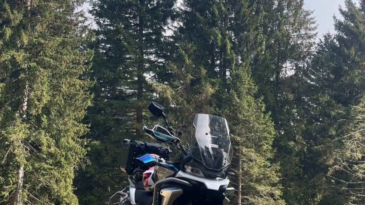 CFMOTO 700MT Adventure (2025 - 26)  (4)