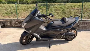 Yamaha T-Max 530 Iron Max ABS (2014 - 17) 