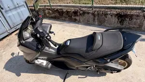 Yamaha T-Max 530 Iron Max ABS (2014 - 17)  (5)