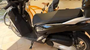 Honda SH 300 i ABS (2016 - 20)  (5)