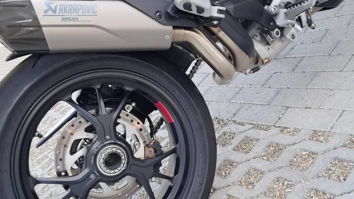 Ducati Multistrada V4 Pikes Peak (2021 - 24)  (3)