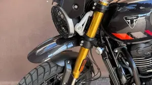 Triumph Scrambler 400 XC (2025 - 26)  (2)
