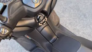 Yamaha X-Max 300 Roma Ed. MMXX (2020)  (8)