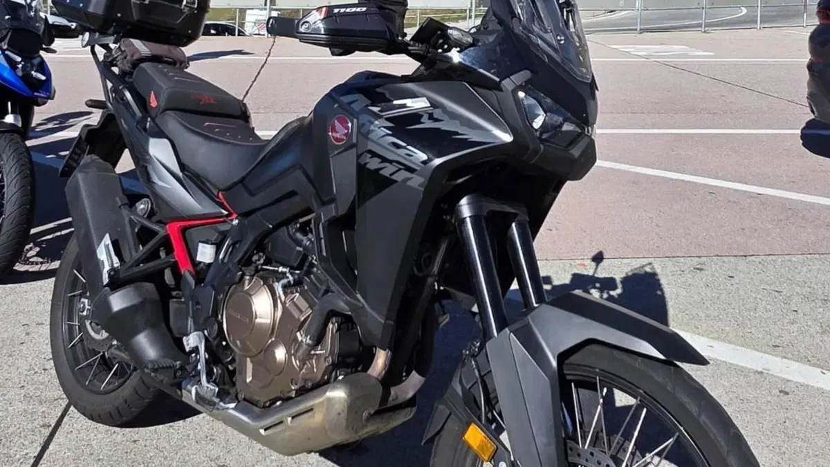 Honda Africa Twin CRF 1100L ES (2024 - 26)  (4)