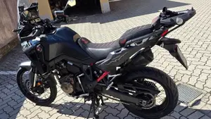 Honda Africa Twin CRF 1100L ES (2024 - 26)  (5)