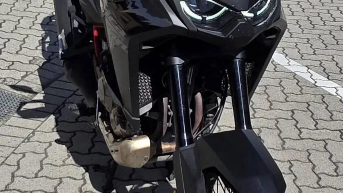 Honda Africa Twin CRF 1100L ES (2024 - 26)  (6)