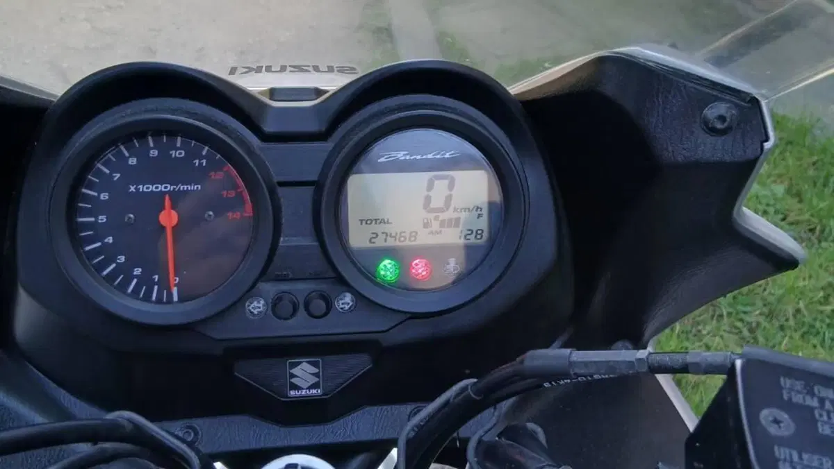 Suzuki GSF 650 Bandit S (2005 - 06)  (6)