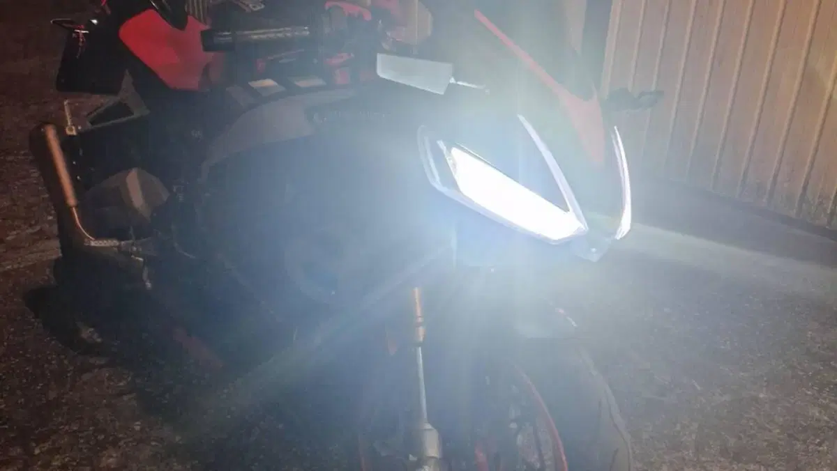 Aprilia RS 660 (2020 - 24)  (7)