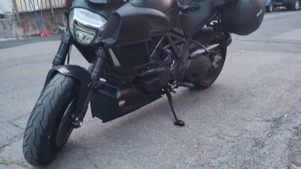Ducati Diavel 1200 (2014 - 16)  (5)