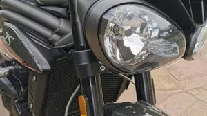 Triumph Speed Triple 1050 RS (2018 - 20)  (2)