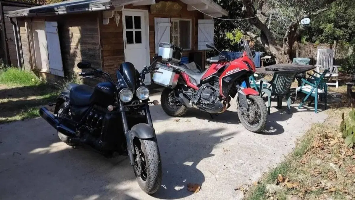 Triumph Rocket 3 Roadster ABS (2010 - 17) 