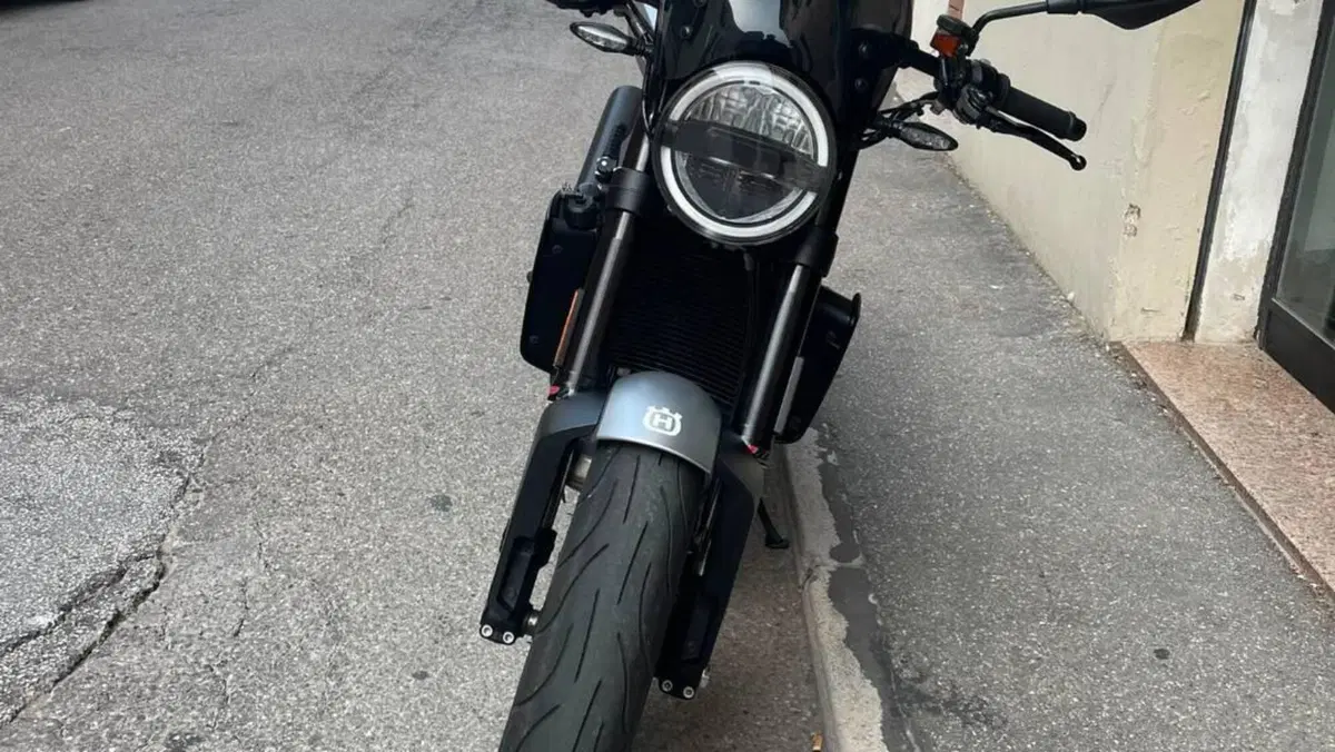 Husqvarna Vitpilen 701 (2018 - 19)  (3)