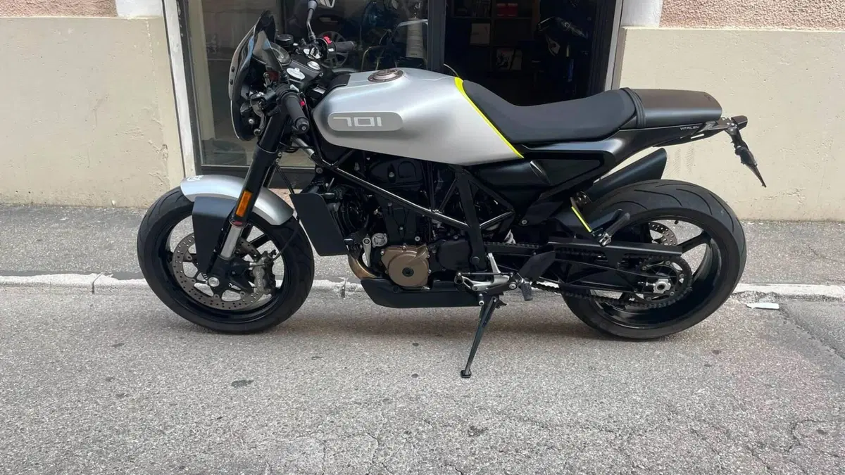 Husqvarna Vitpilen 701 (2018 - 19)  (2)