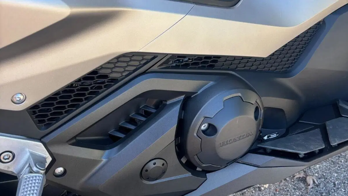 Honda Forza 750 (2025 - 26)  (17)