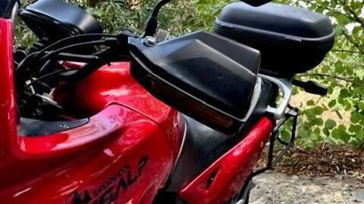 Honda Transalp XL 650V (2000 - 04)  (2)