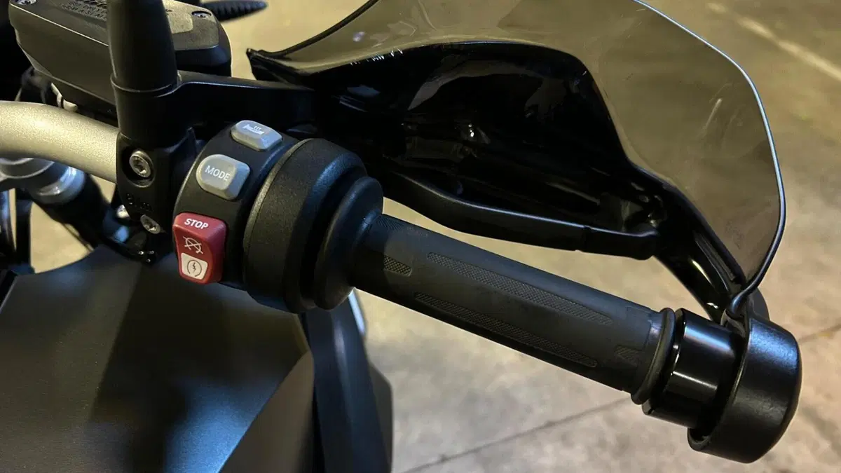 Bmw R 1200 GS (2017 - 18)  (9)