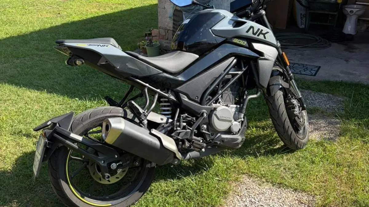 CFMOTO 300NK (2021 - 26)  (3)