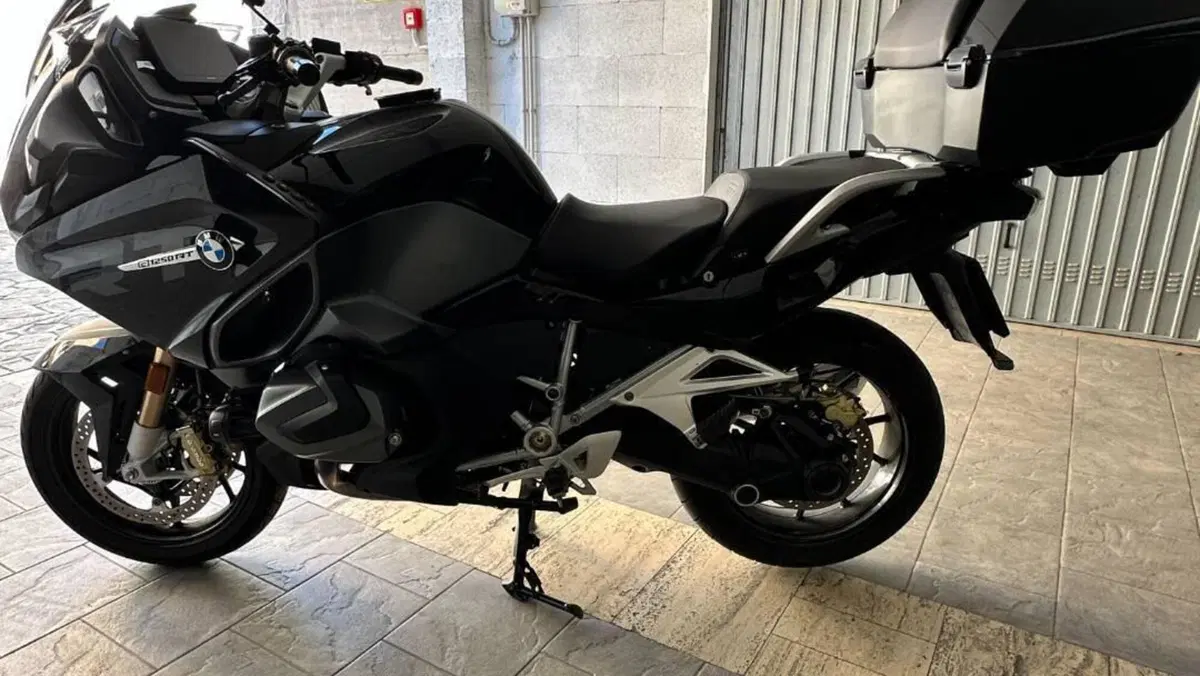Bmw R 1250 RT (2021 - 25)  (2)