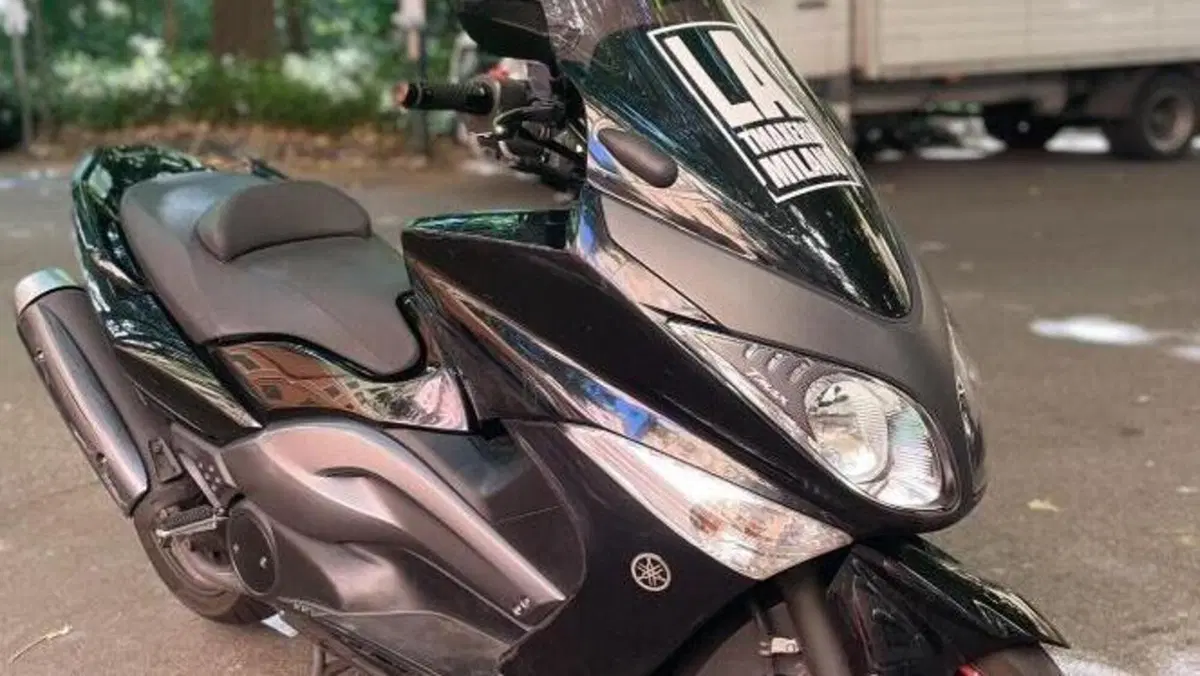 Yamaha T-Max 500 (2008 - 12)  (2)