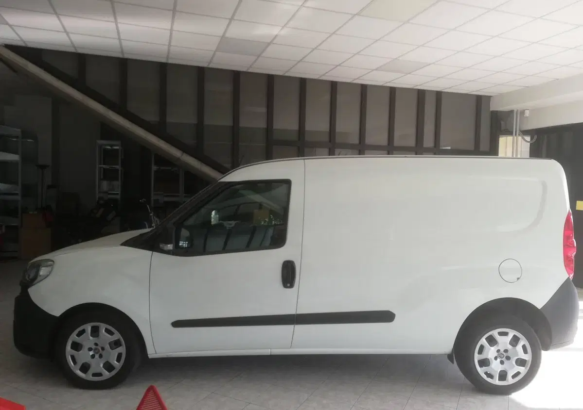 Fiat Doblò Furgone 1.6 MJT 105CV PL-TN Cargo Maxi Lamierato (12)
