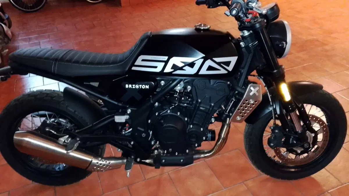 Brixton Motorcycles Crossfire 500 X (2021 - 26)  (4)