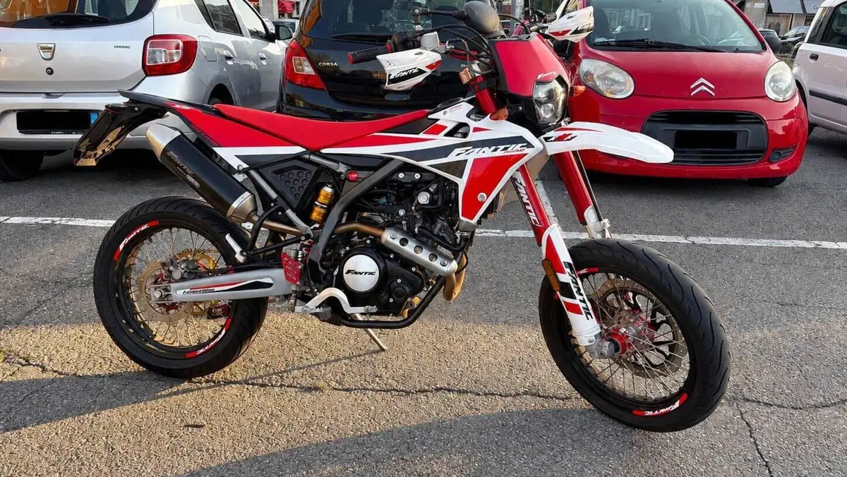 Fantic Motor XMF 125 Motard Competition 4t (2021 - 22) 