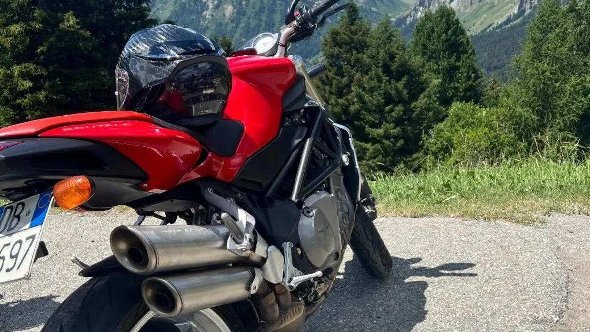 MV Agusta Brutale 910 S (2005 - 11)  (2)