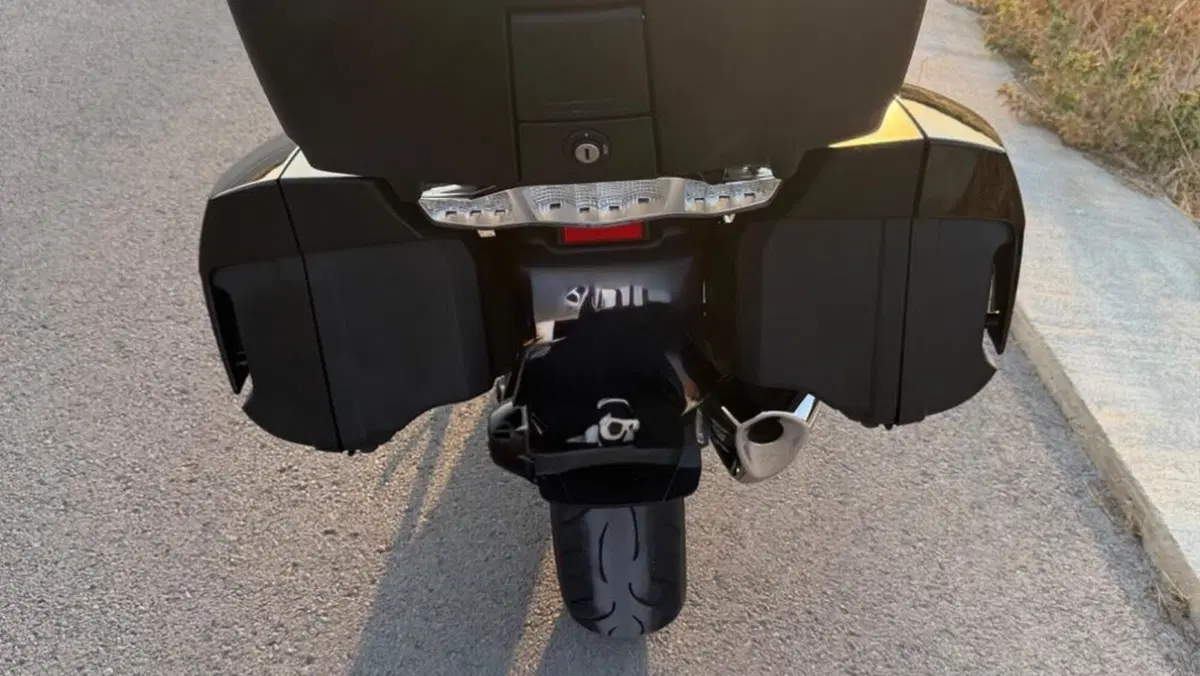Bmw R 1250 RT (2021 - 25)  (11)