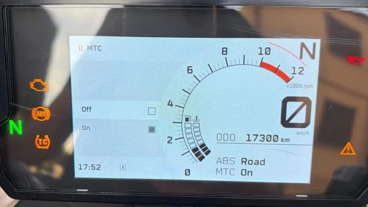 KTM 390 Adventure (2020)  (13)