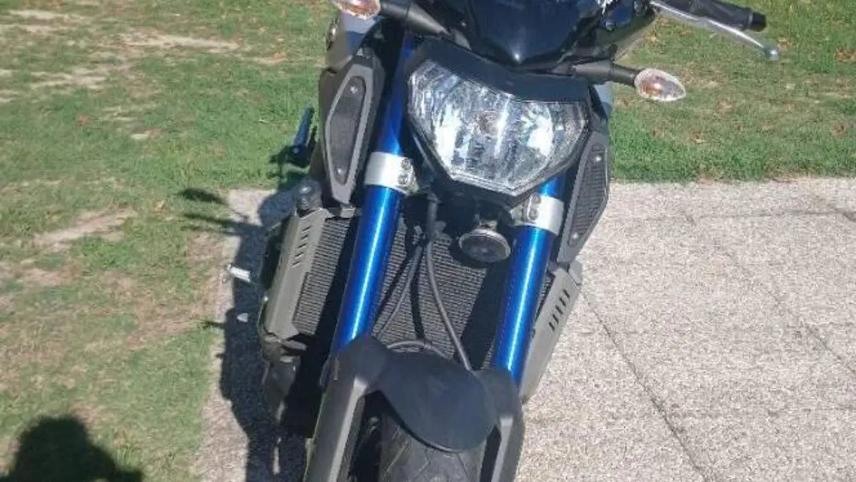 Yamaha MT-09 ABS (2013 - 15)  (4)
