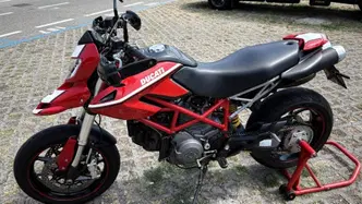 Ducati Hypermotard 796 (2012) usata