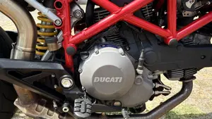 Ducati Hypermotard 796 (2012)  (11)