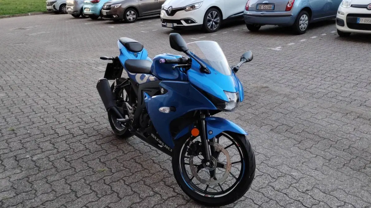 Suzuki GSX-R125 (2017 - 20)  (2)