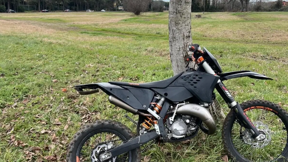 KTM 125 EXC (2009)  (4)