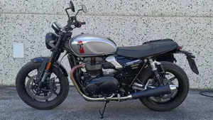 Triumph Speed Twin 900 (2025 - 26)  (3)