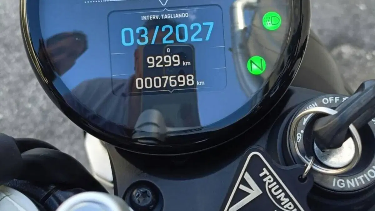Triumph Speed Twin 900 (2025 - 26)  (5)