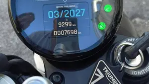 Triumph Speed Twin 900 (2025 - 26)  (5)