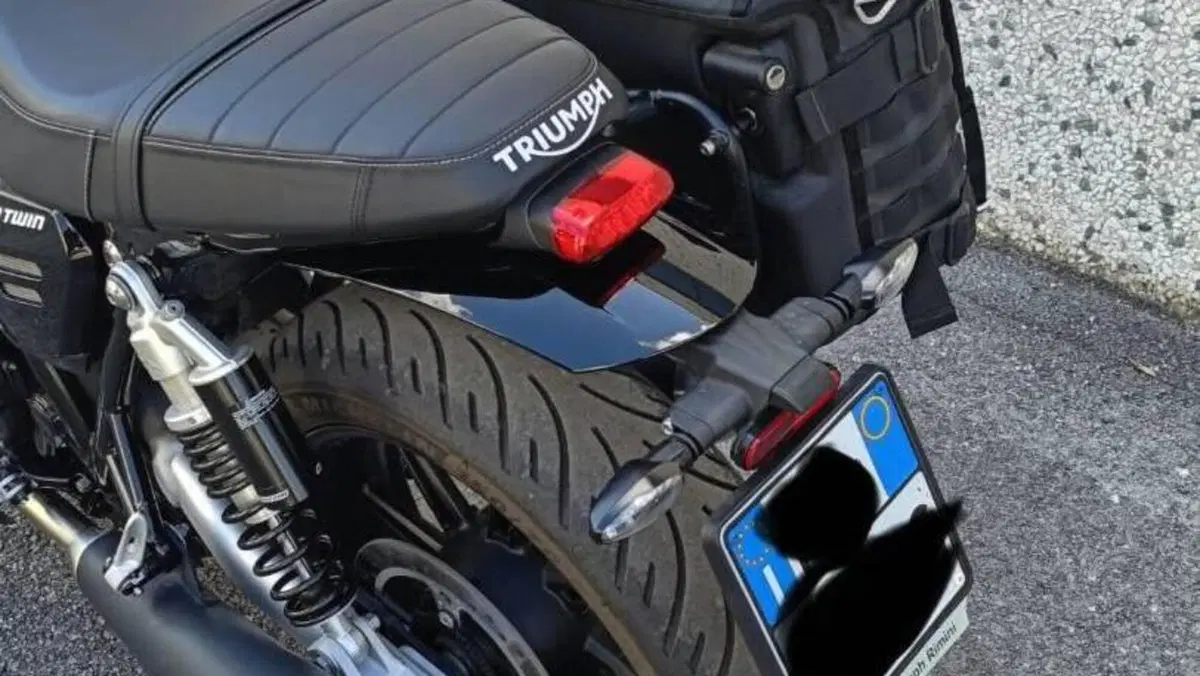 Triumph Speed Twin 900 (2025 - 26)  (9)