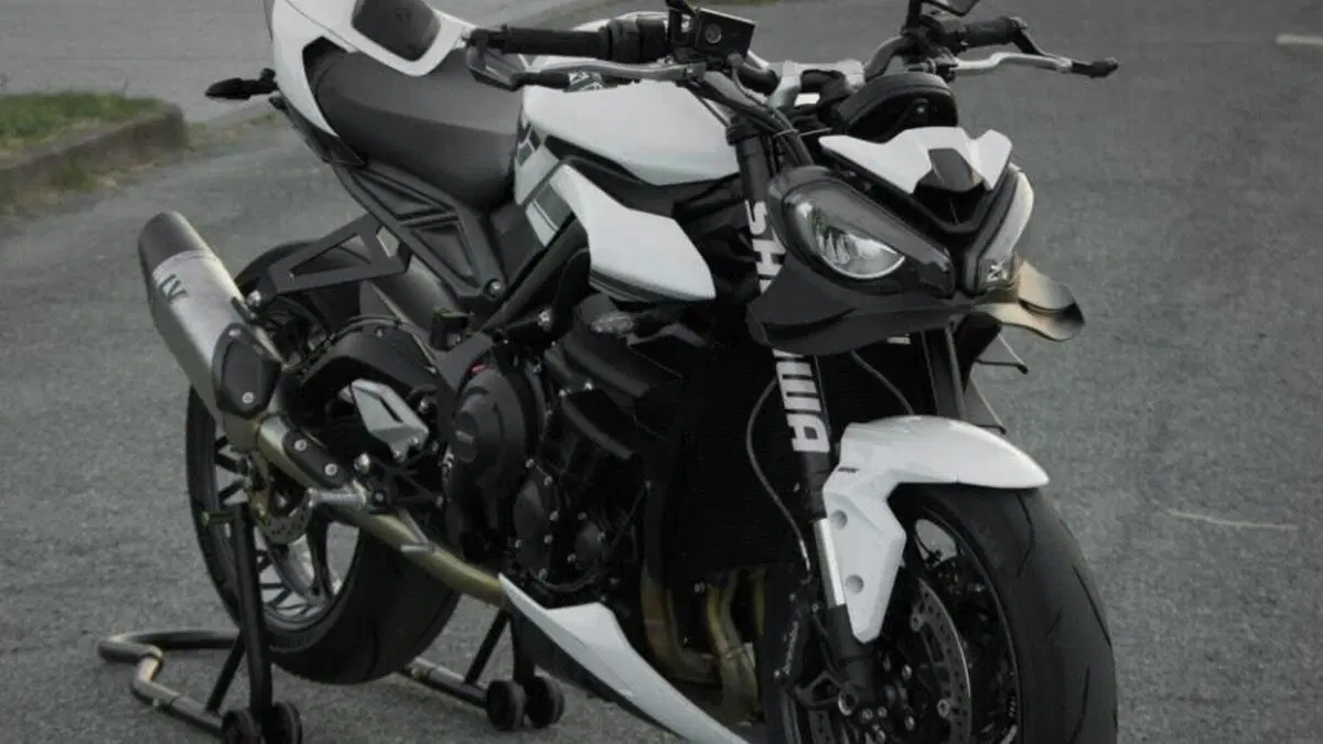 Triumph Street Triple 765 R A2 (2024 - 26) 