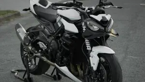 Triumph Street Triple 765 R A2 (2024 - 26) 