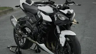 Triumph Street Triple 765 R A2 (2024 - 26) usata