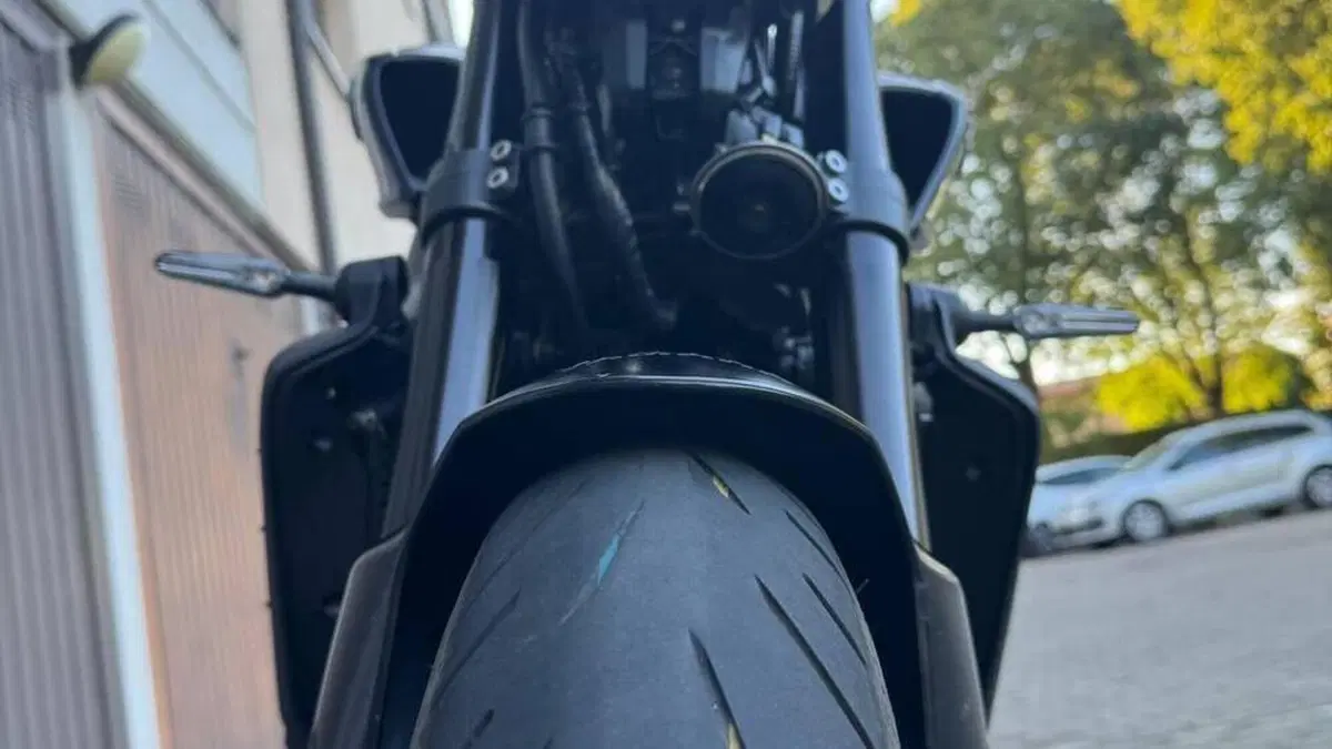 Yamaha MT-09 (2021 - 23)  (6)