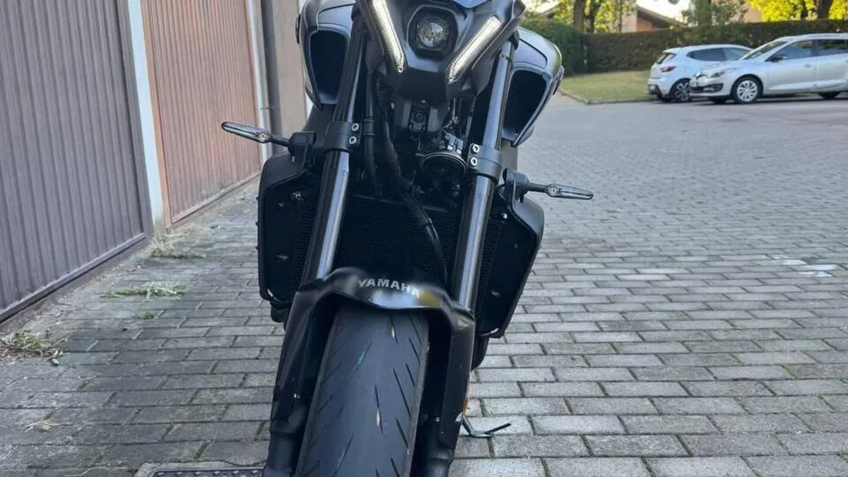 Yamaha MT-09 (2021 - 23)  (8)