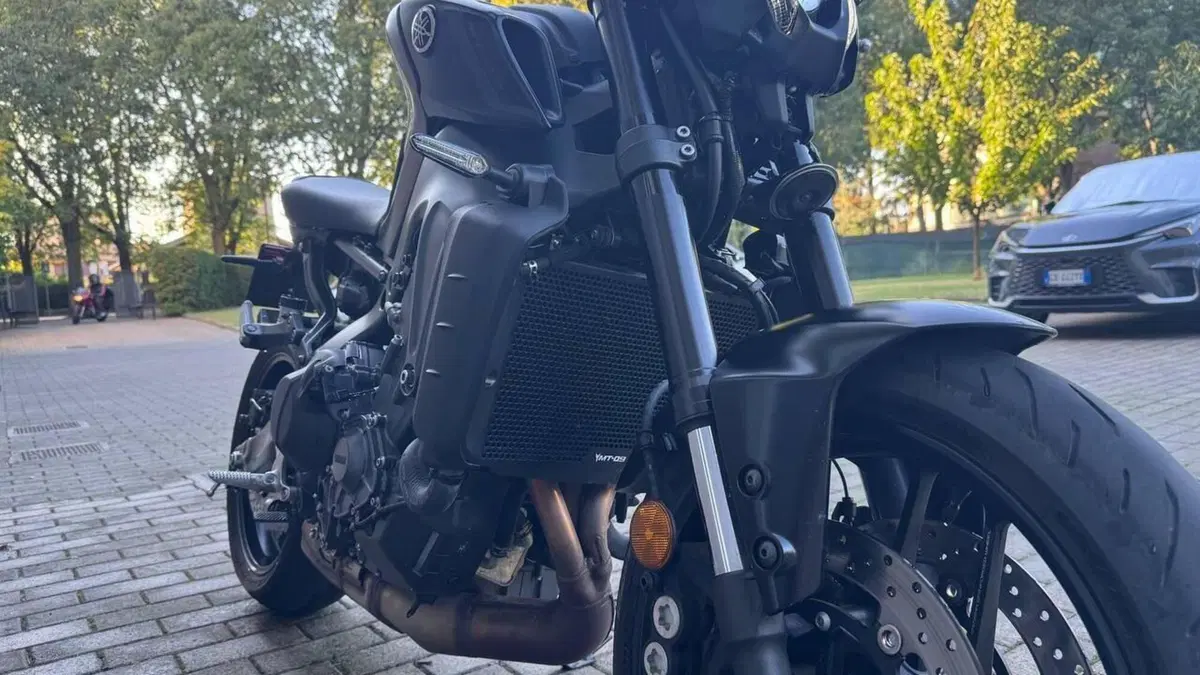 Yamaha MT-09 (2021 - 23)  (4)