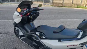 Yamaha T-Max 500 White Max (2010 - 11)  (2)